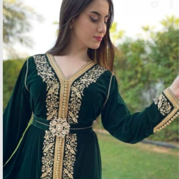 Elegant Emerald Green Velvet Kaftan with Gold Embroidery